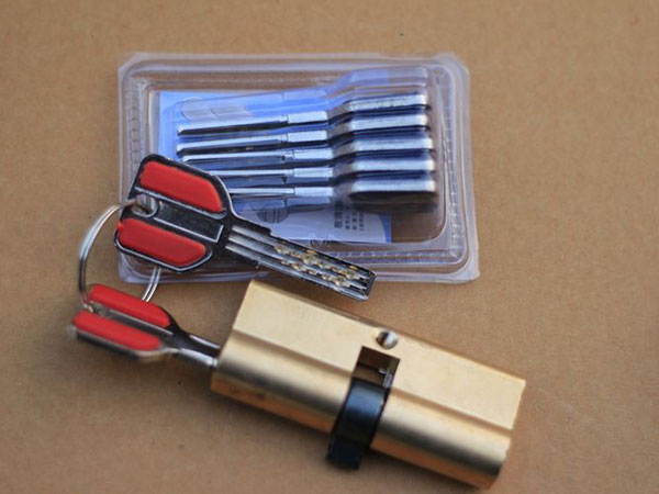 拉孜24小时上门开锁公司